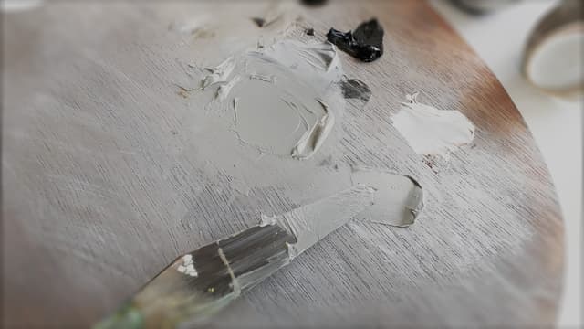 Mixing and tubing Munsell Greys by Hand 1