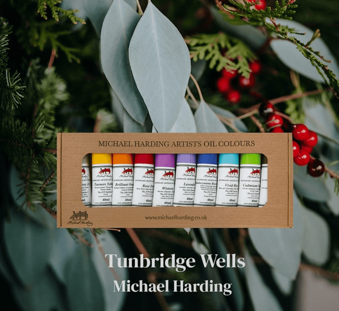 An artists oil paint set