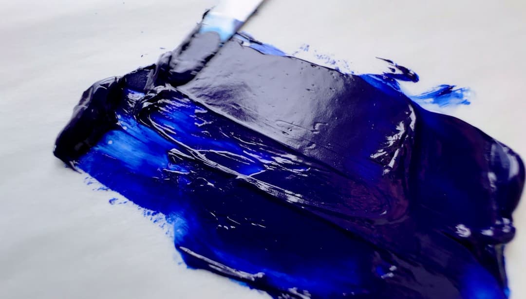 French Ultramarine Blue spread with a palette knife