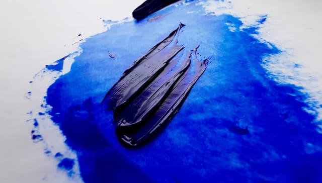 Michael Harding Ultramarine Blue in Linseed Oil 1